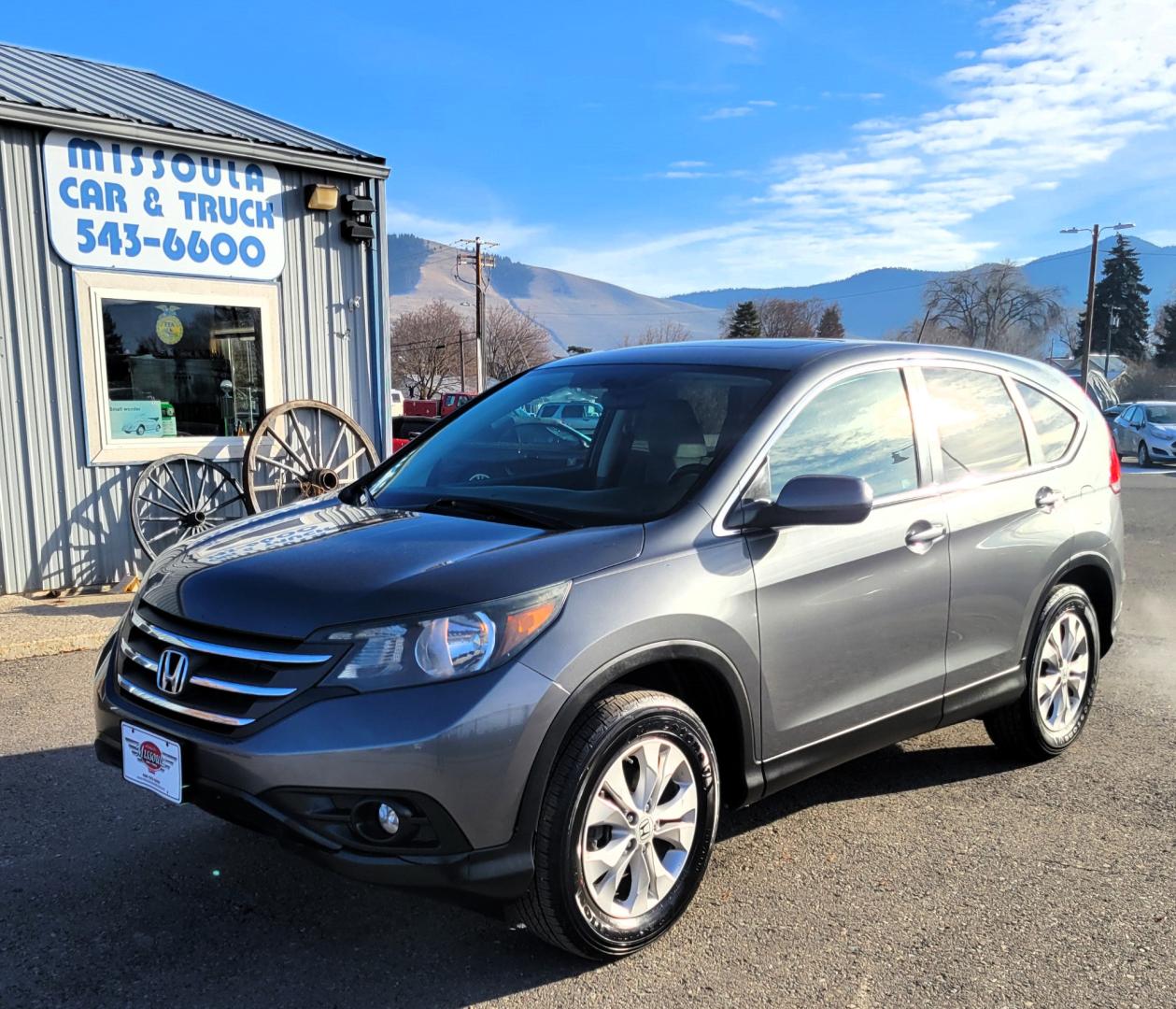 2012 Grey /Gray Honda CR-V EX (2HKRM4H50CH) with an 2.4L I4 engine, 5 Speed Automatic transmission, located at 450 N Russell, Missoula, MT, 59801, (406) 543-6600, 46.874496, -114.017433 - Nice AWD SUV. Automatic Transmission. Air. Cruise. Tilt. Power Sunroof. Power Windows and Locks., AM FM CD. Backup Camera - Photo#1